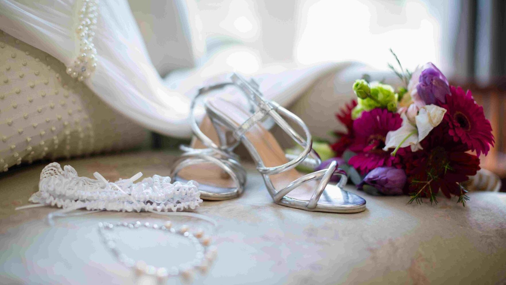 5 Tips for Keeping Your Wedding Dress in Tip Top Shape